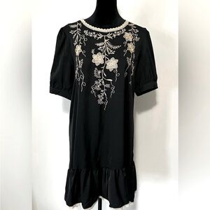 New Black Chiffon Gold Floral Embroidered Dress Short Sleeve Size 3 (Fit Med)